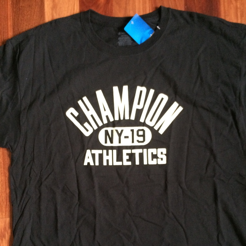 Men's Champion t-shirt Black 2XL NWT